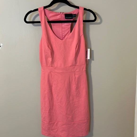 Cynthia Rowley Dresses & Skirts - Pink V-Neck Zipper Racerback Dress NWT